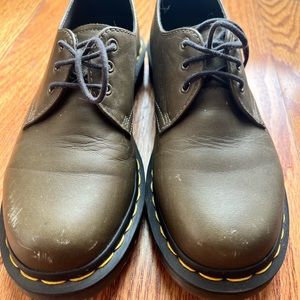 Olive Green Doc Martens Oxfords